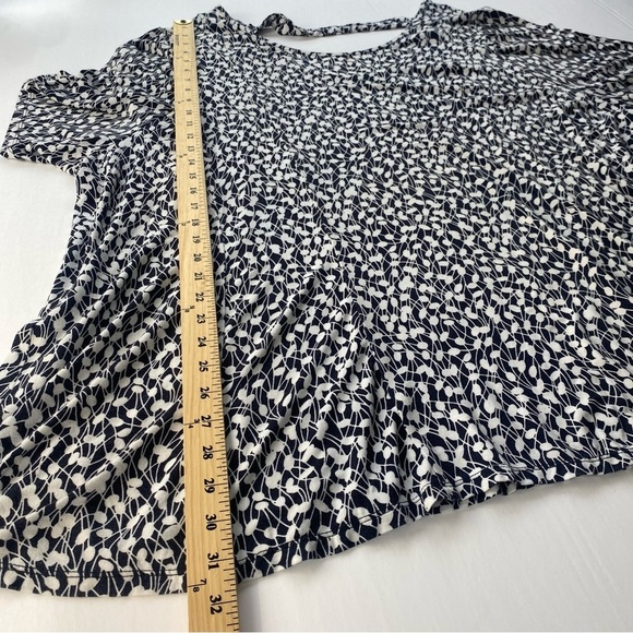 LANE BRYANT Black White Ditsy Floral Top Back Keyhole PLus Size 34/36 rayon Used - Picture 10 of 14